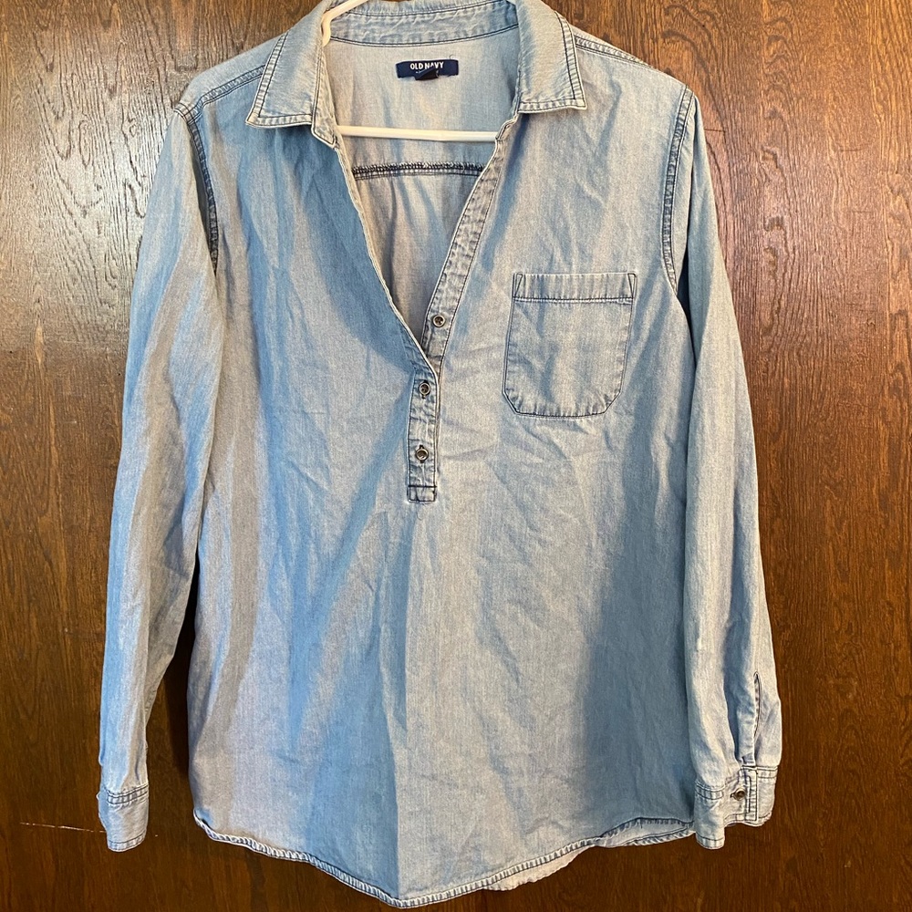 Old Navy Jean Color Pull Over Top XL